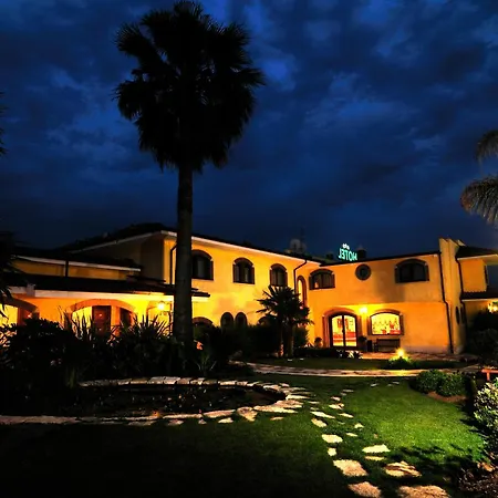 La Del Cavaliere 3*