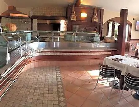 La Del Cavaliere Hotel