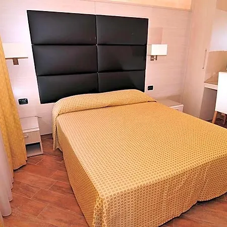 La Del Cavaliere Hotel 3*