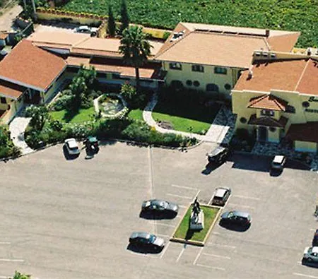 La Del Cavaliere Hotel