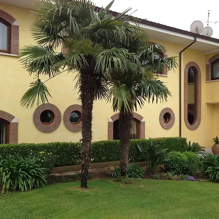 La Del Cavaliere Hotel