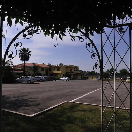 La Del Cavaliere 3*